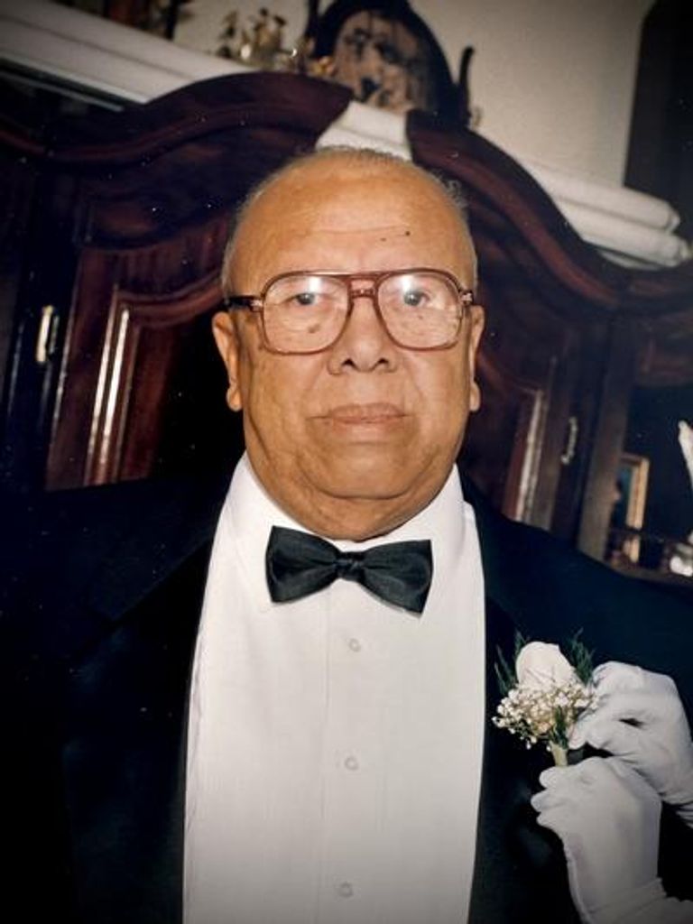 Lennox Edmund Phillips Profile Photo