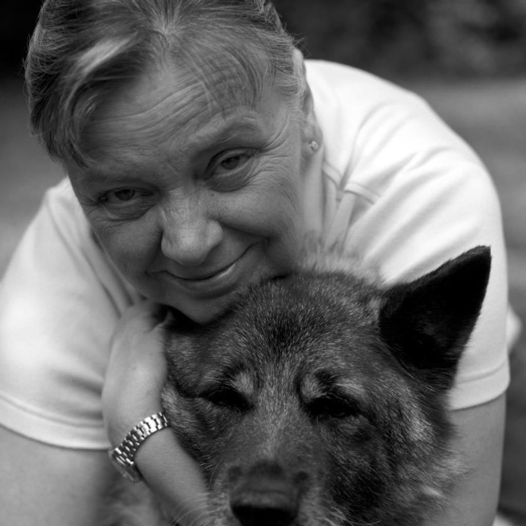Brenda Helga Jonassen-Gearl Profile Photo