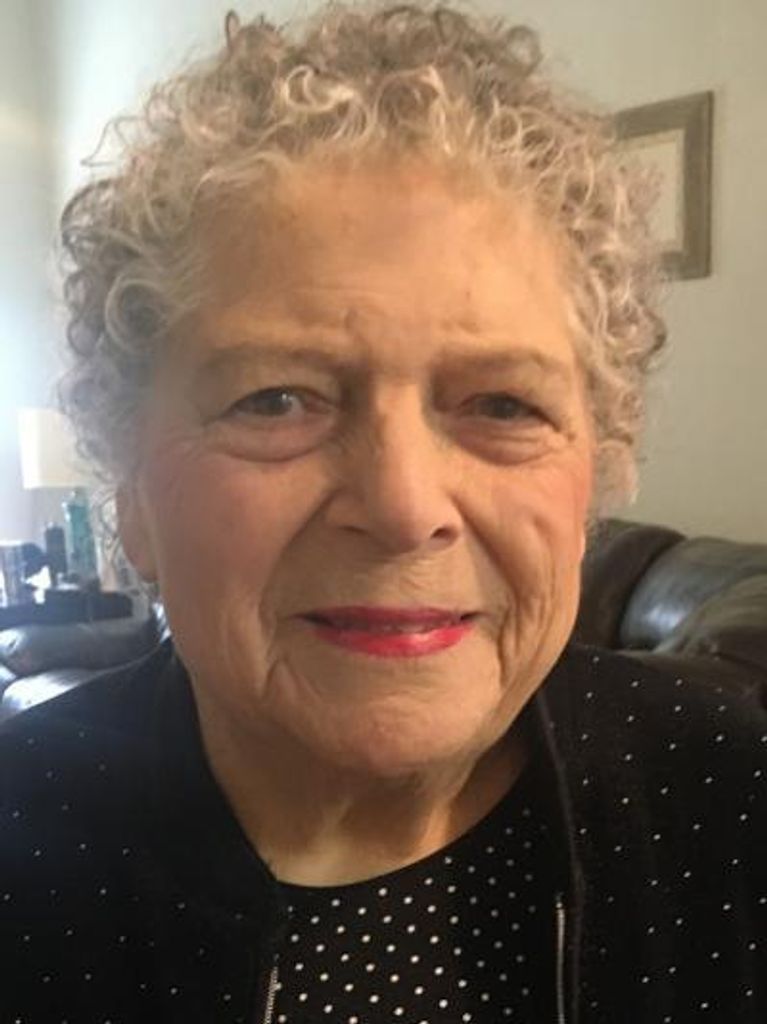 Consuelo Ochoa Profile Photo