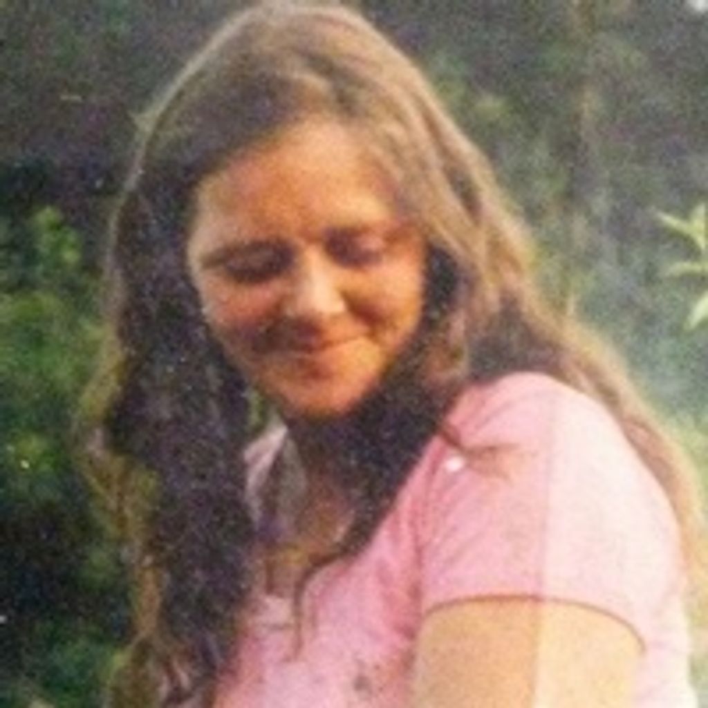 Iris E. Norris