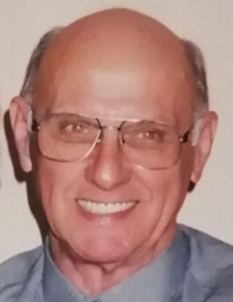 Robert Lewis Profile Photo