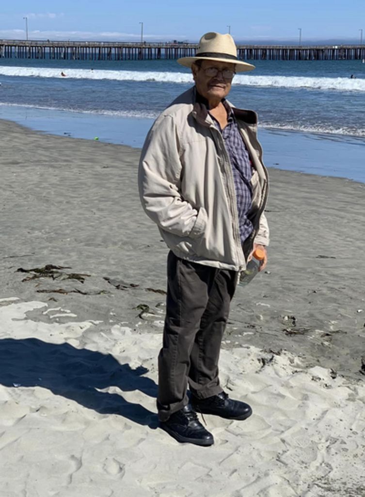 Miguel Magdaleno Profile Photo