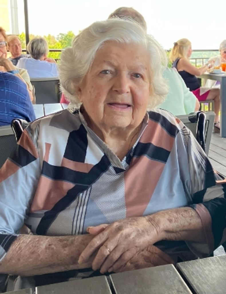 Shirley Grace Knoeringer Profile Photo