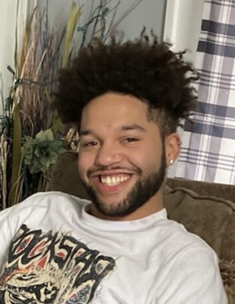 Trenton Coron Holloway Profile Photo