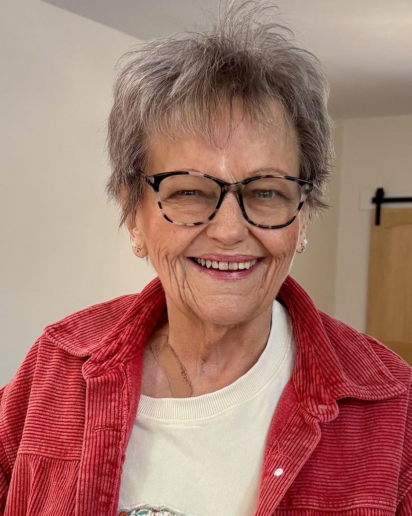 Cindy Larson Profile Photo