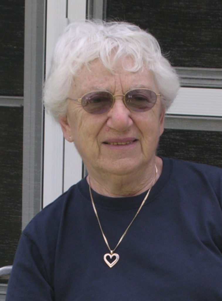 Violet Apollonio Profile Photo