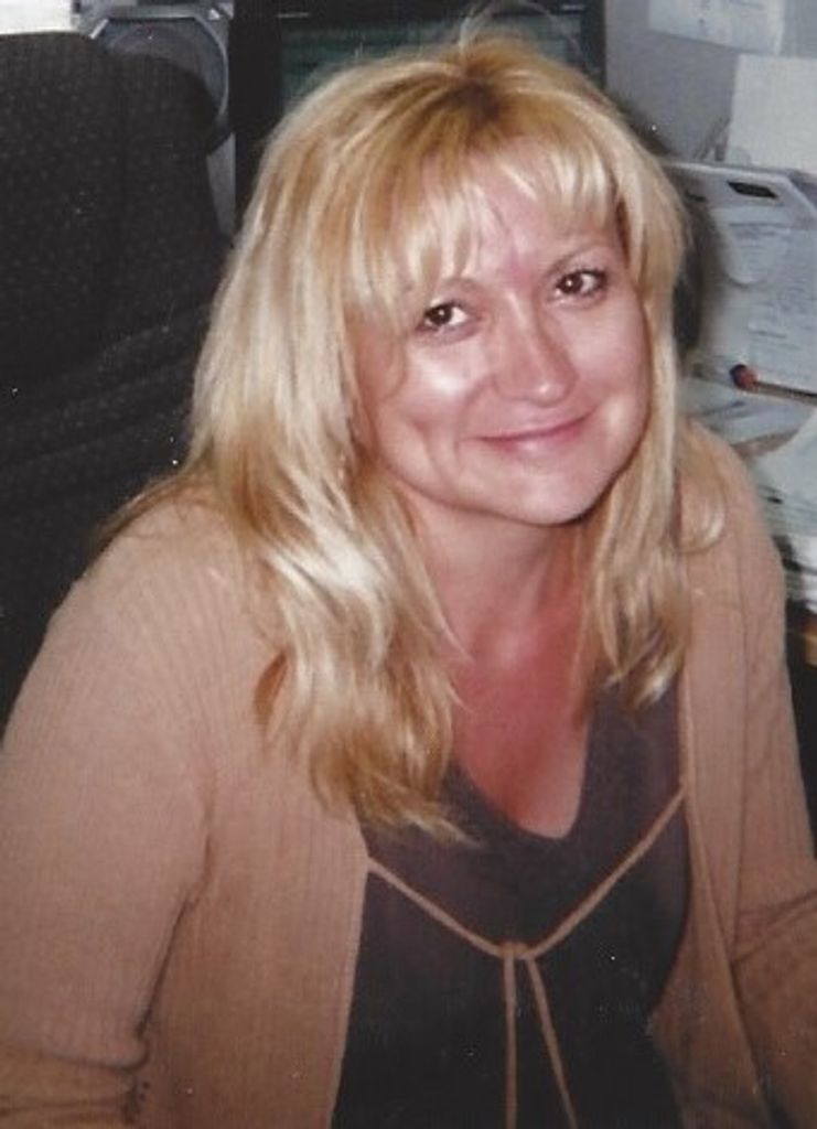 Vicki Andrews Profile Photo