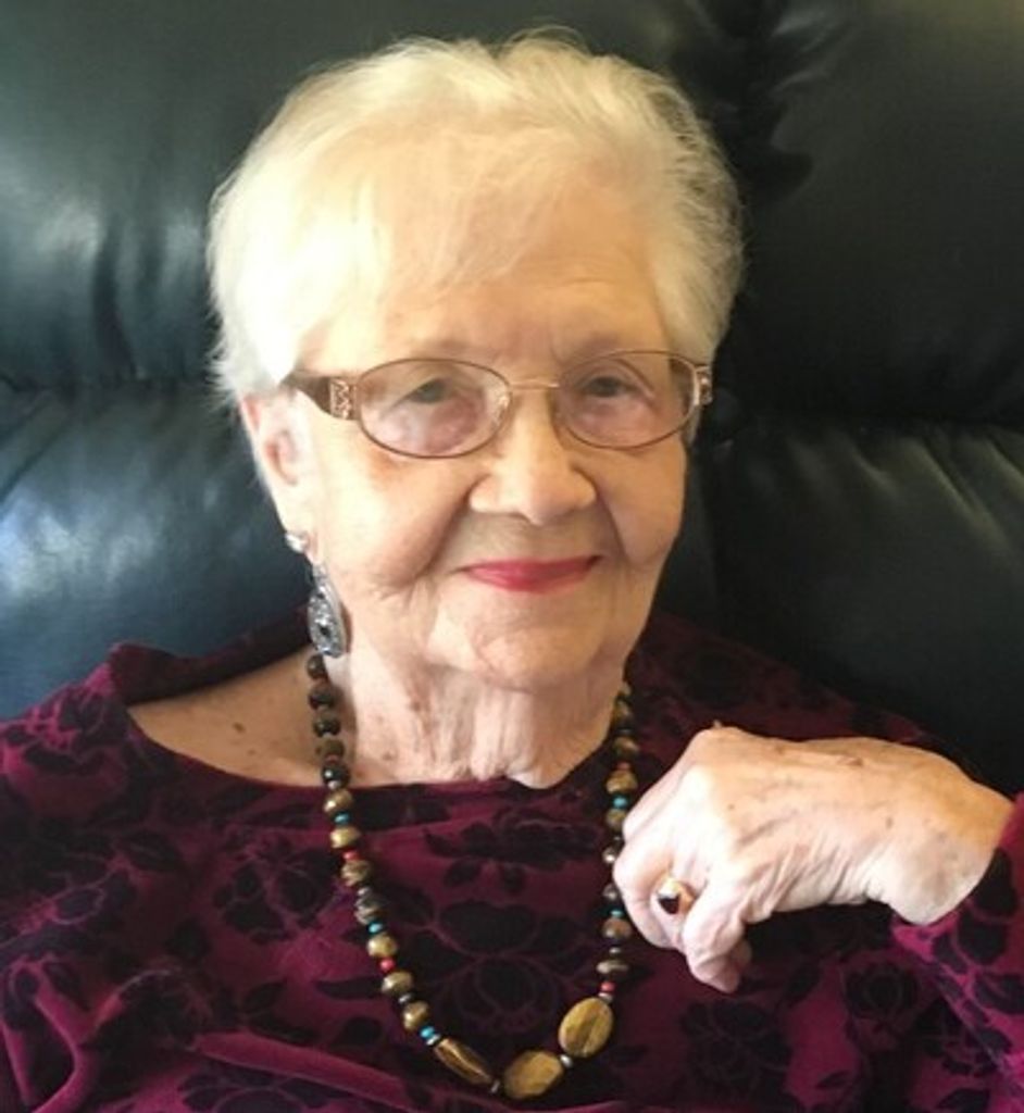 Lola Kemp Oates