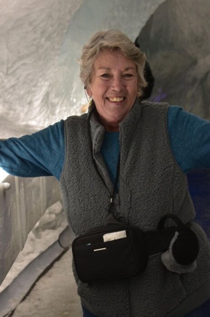 Eileen "Charlie" (Hastings)  Myers