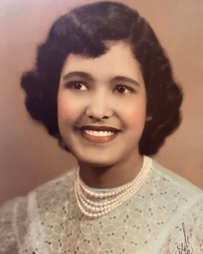 Mercedes "Sally" Cabrera Profile Photo