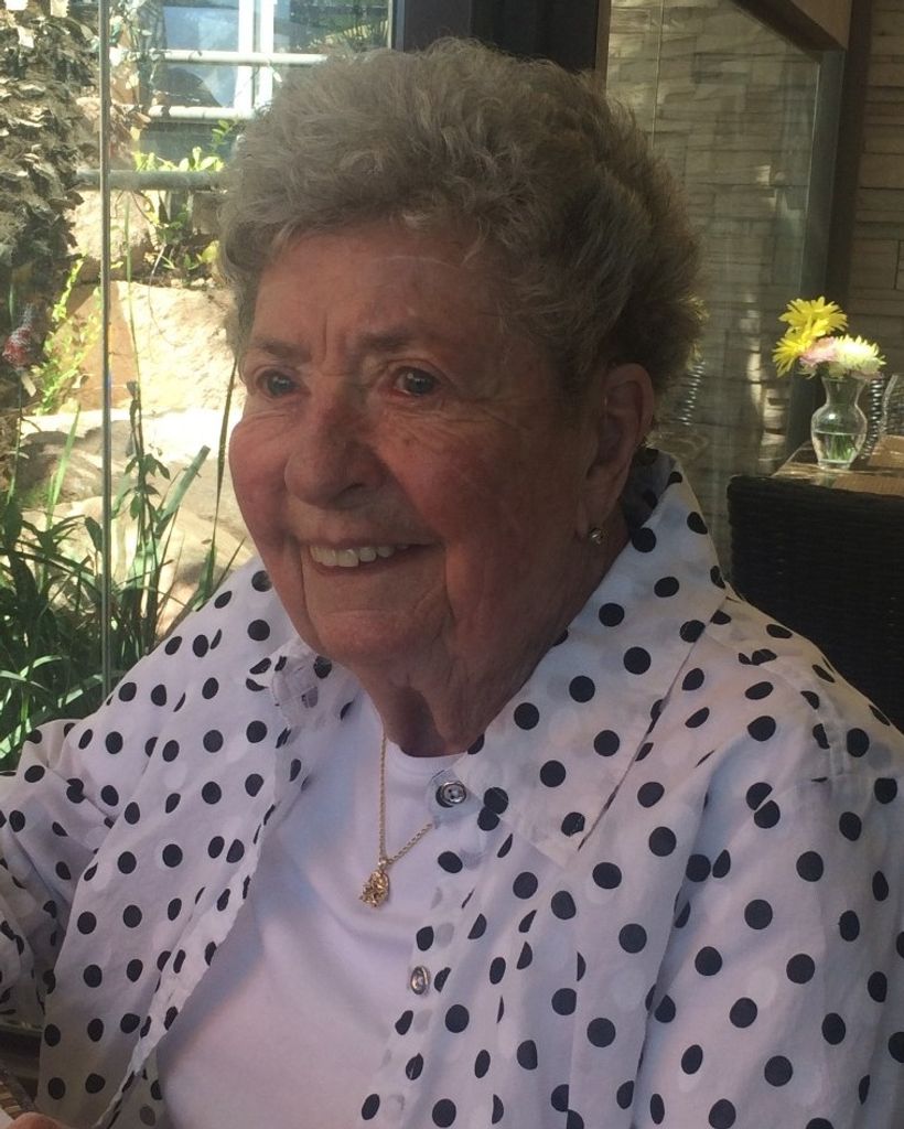 Carolyn Louise Hilt Profile Photo