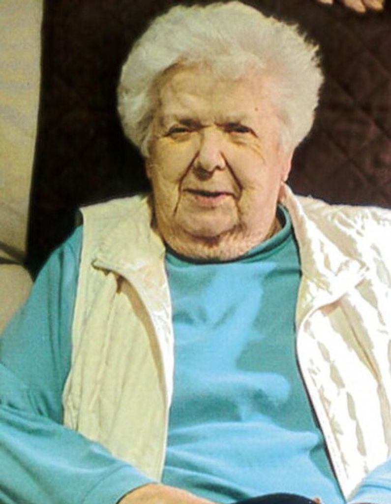 Phyllis Eileen (Russell)  Mitchell Profile Photo