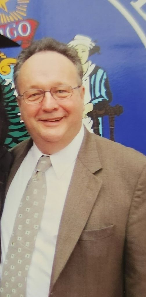 Daniel Roach Profile Photo