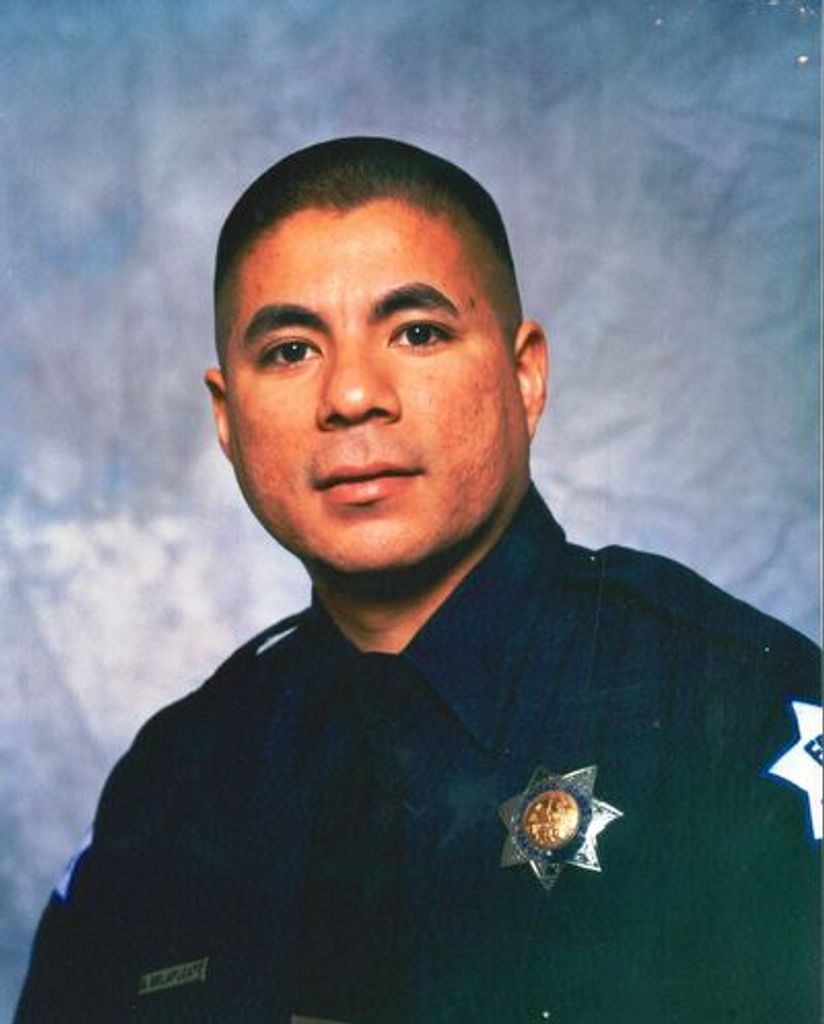 Officer Angel De La Fuente Profile Photo