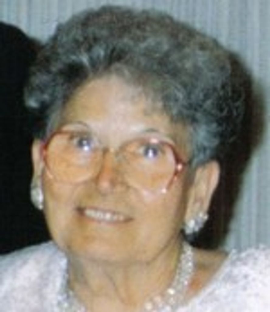 Antoinette Dellaratta Profile Photo