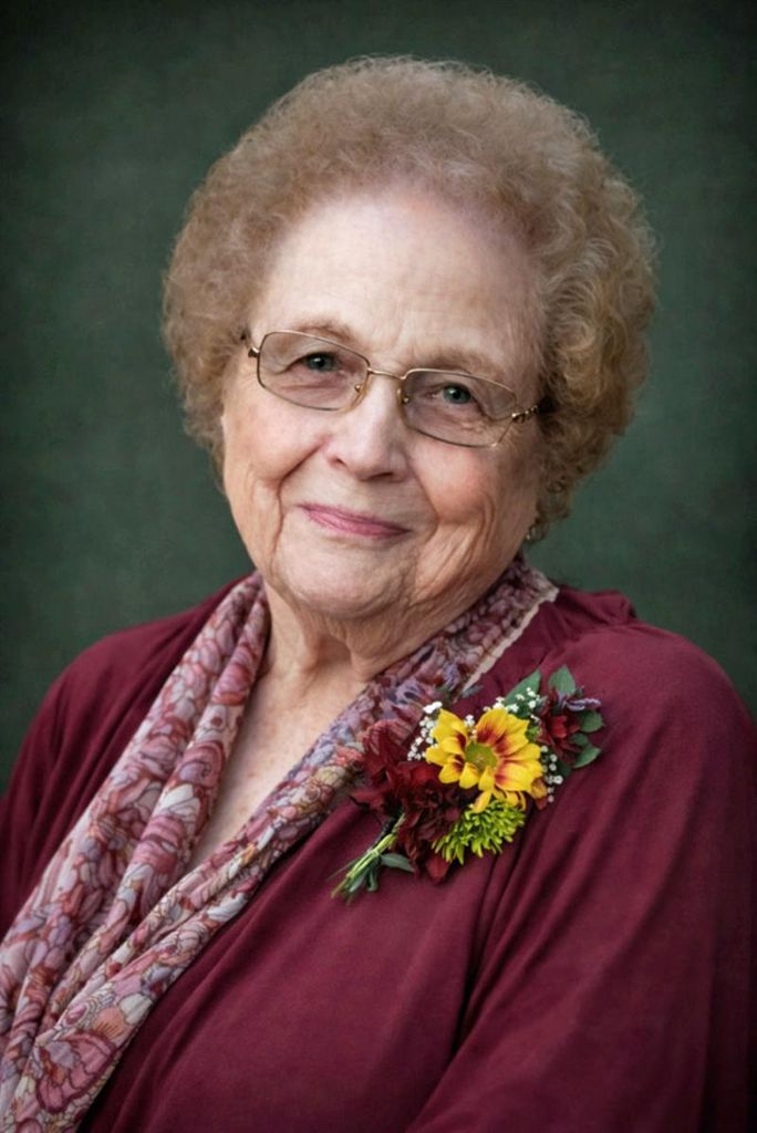 Emma Louise Hodges Profile Photo