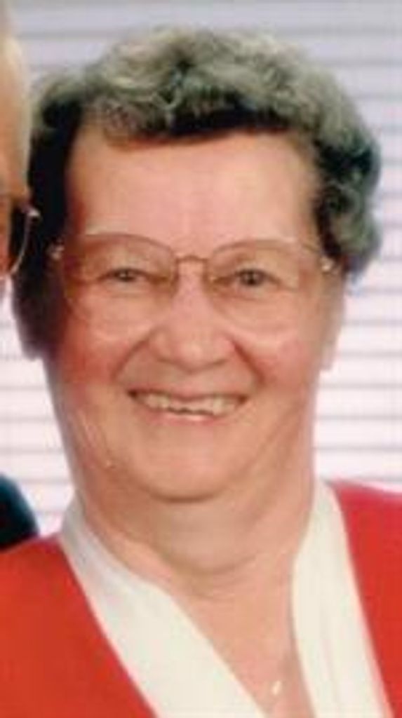 Evadine Paske Profile Photo