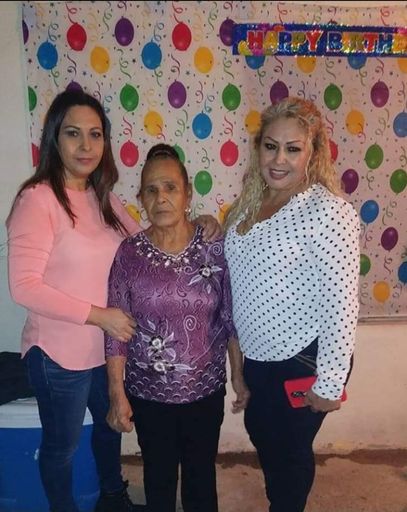 Maria Deleon Ambriz photo gallery thumbnail 91 of 187