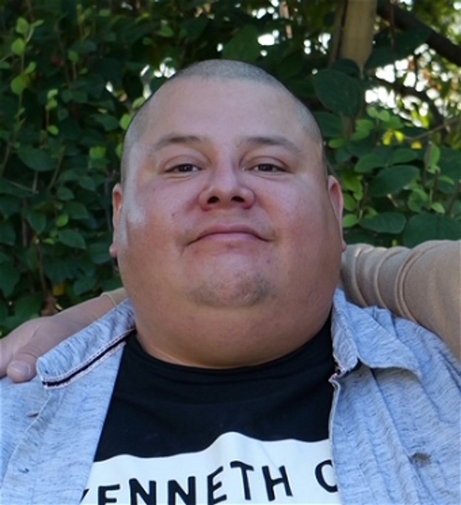 Jason Daniel Cahua Profile Photo