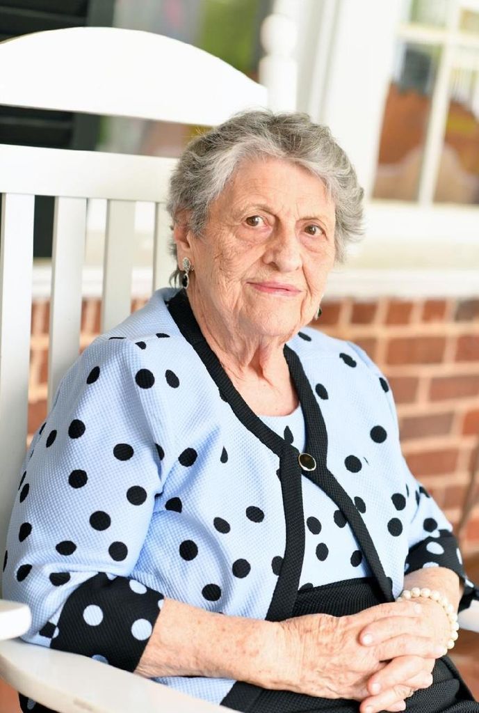 Evelyn Fowler Price Profile Photo