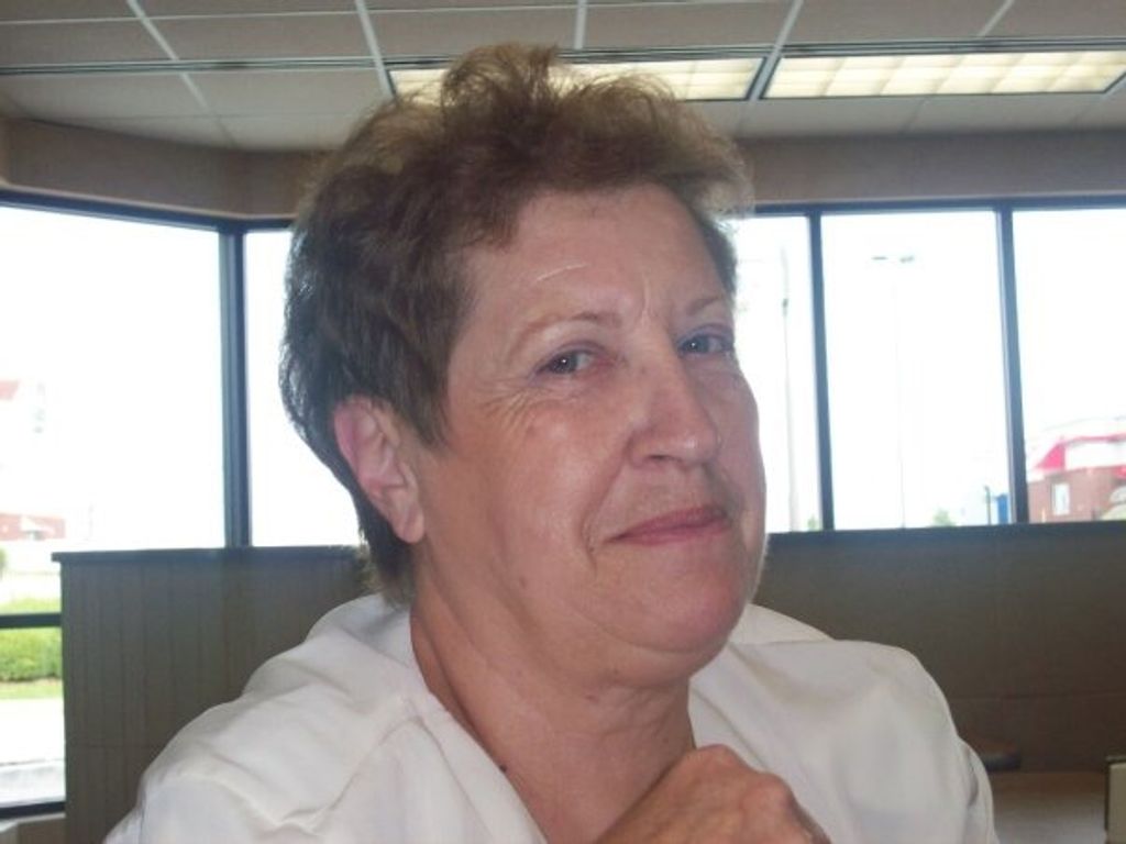 Renna (Perry)  O'Cain