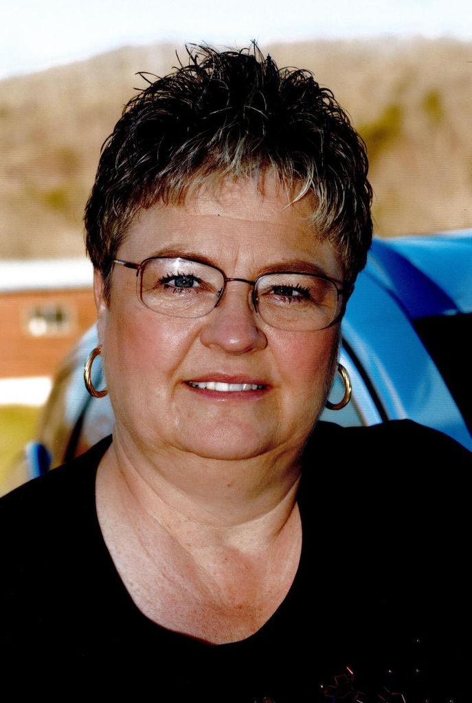 Kathy Lee Fox Profile Photo