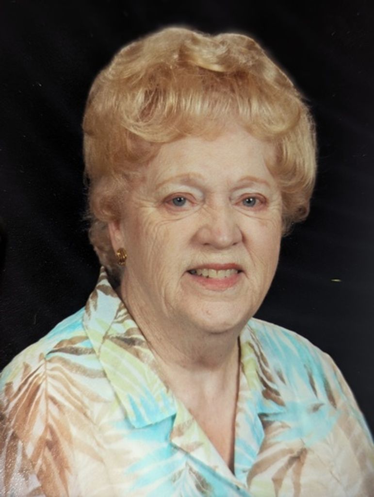 Elaine Vivian Petter Profile Photo