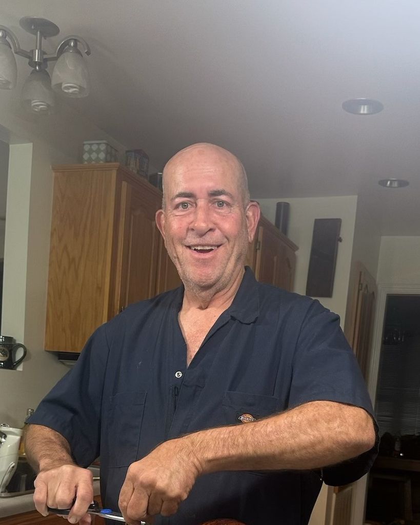 Timothy "Tim" Ewell Mullinax