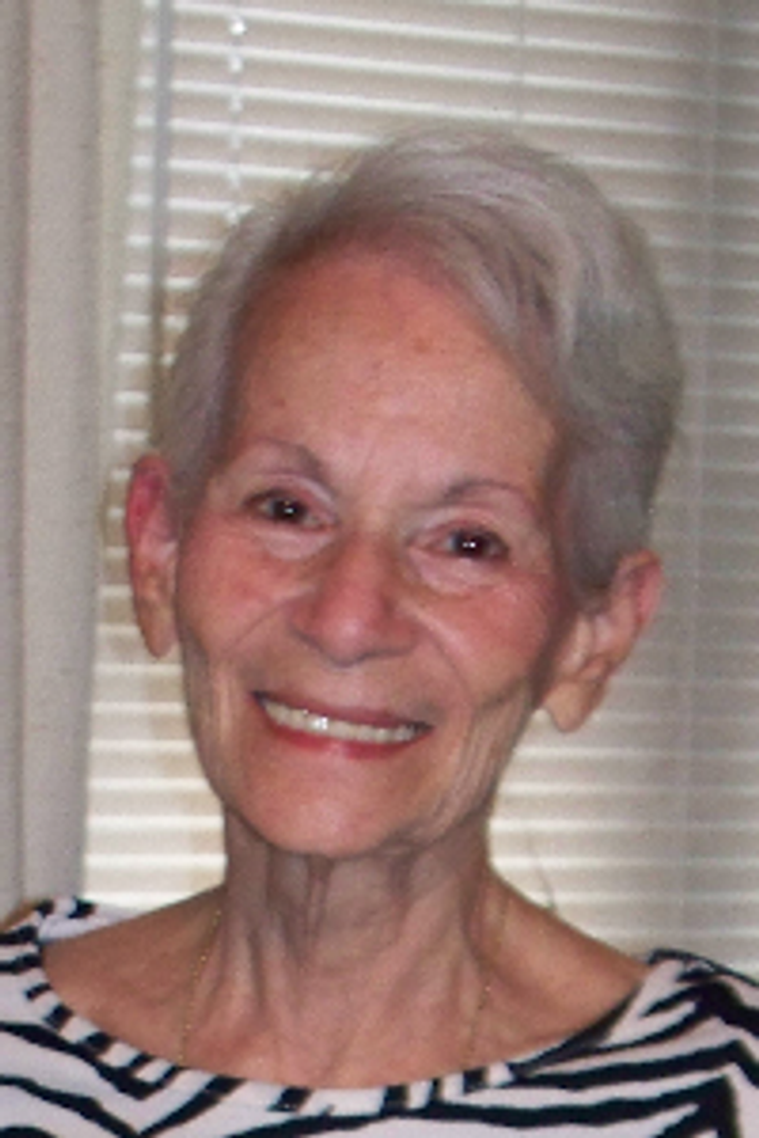 Mary E. (Carvalho) Bradshaw Profile Photo