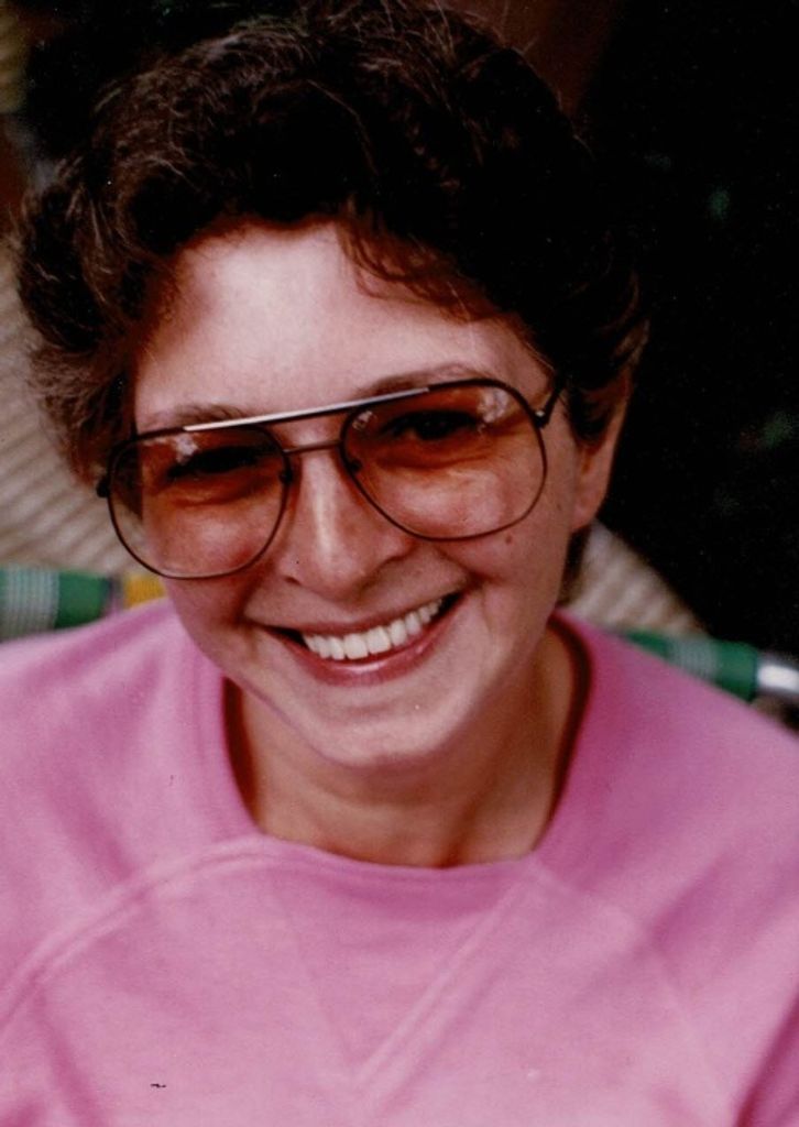 Patricia A. "Pat" (Reeder)  Leidhecker