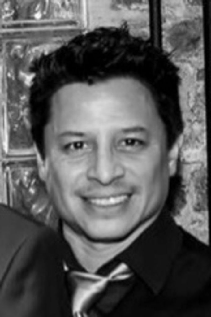 Alex L. Barahona