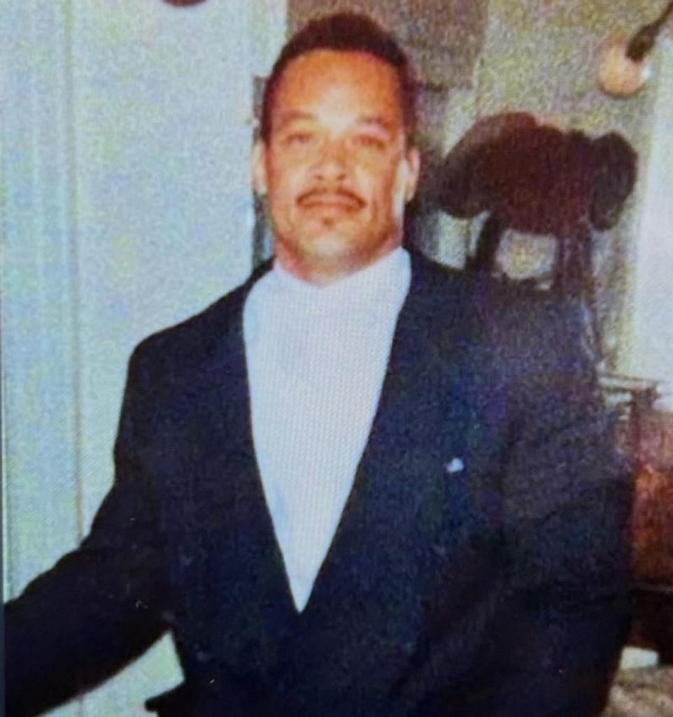 Perry Lewis Profile Photo