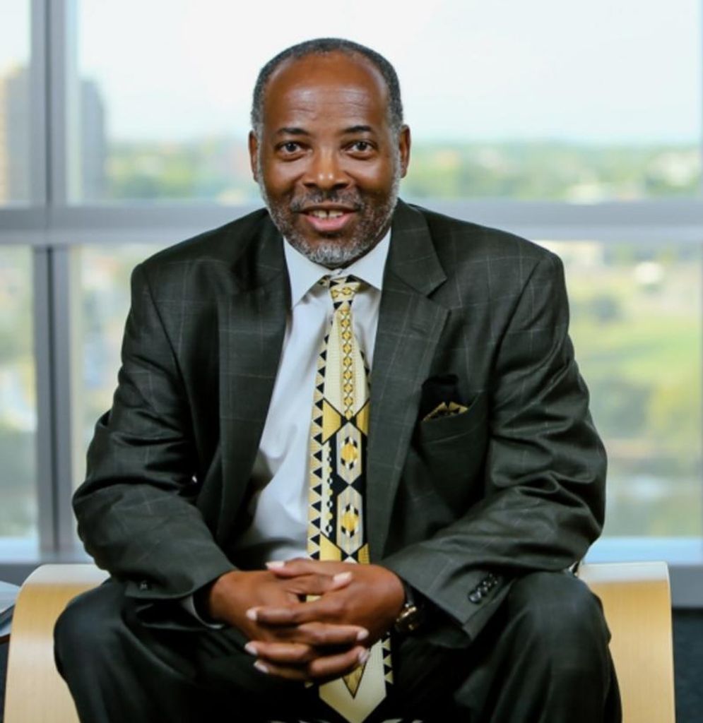 Mr. Robert Lee Hill Jr. Profile Photo