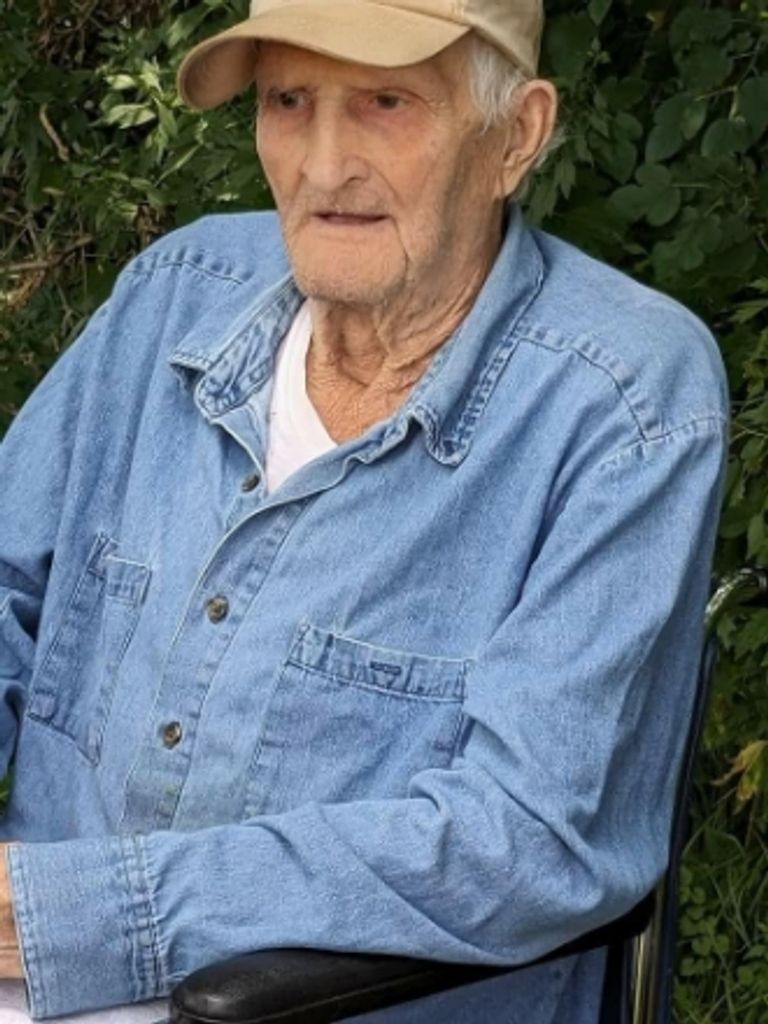 Earl Thompson Profile Photo