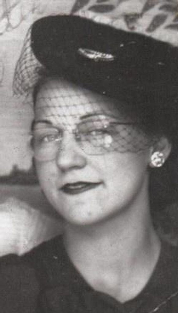 Lillian Lola Nansel
