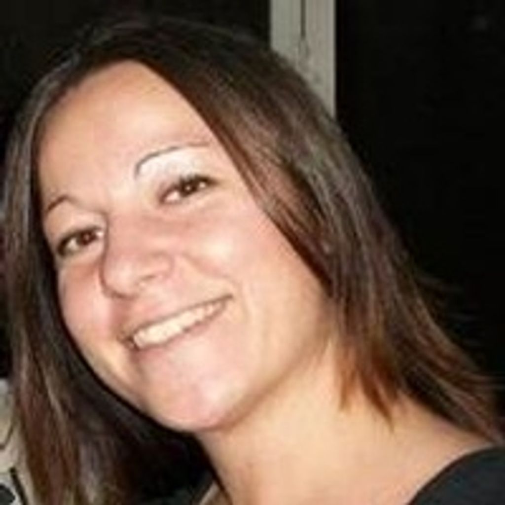 Vickey  Anne Branco