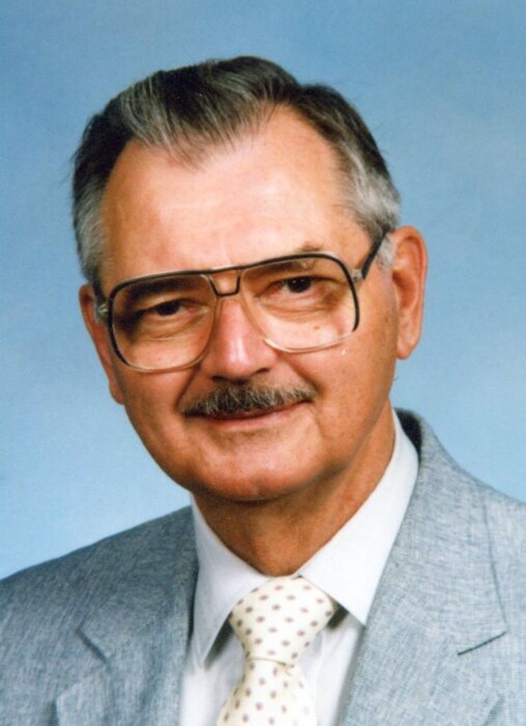 Douglas Grant