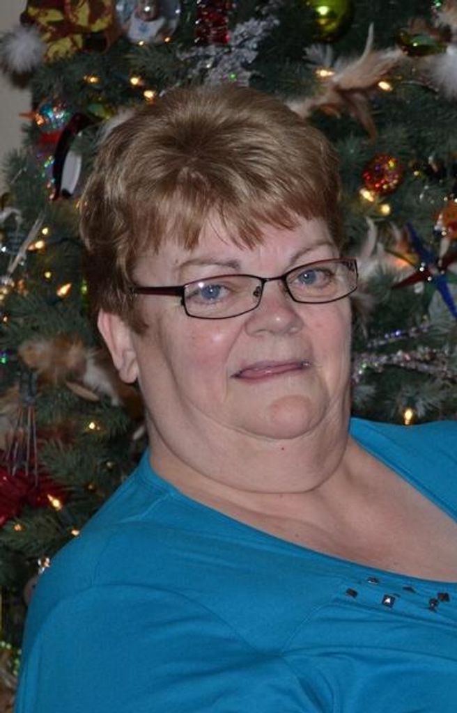 Carol Anne Traverse Profile Photo