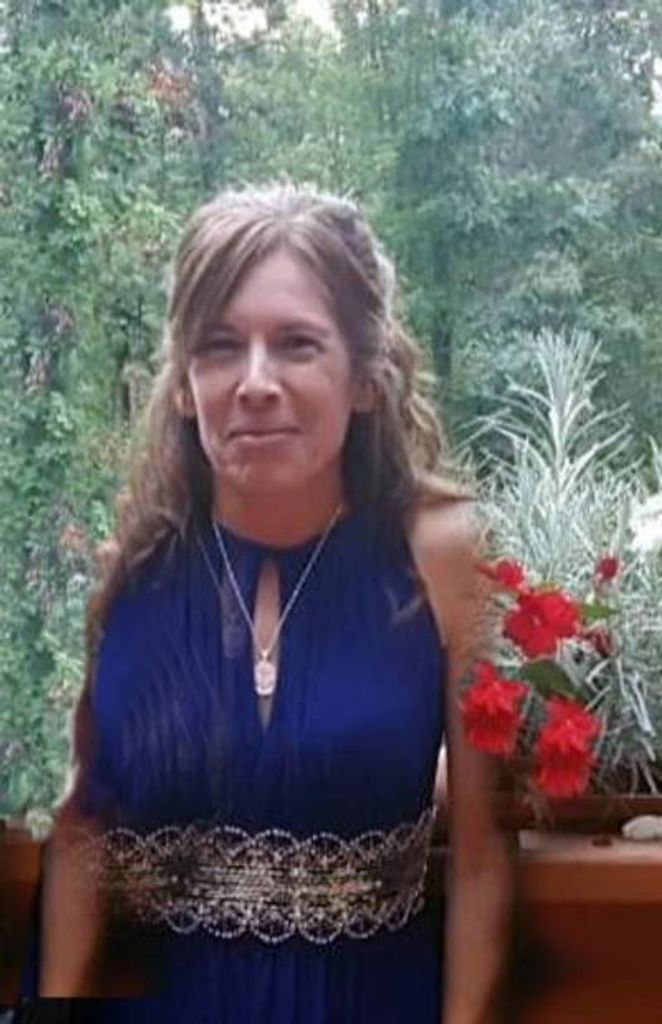 Lisa M. Helton Profile Photo