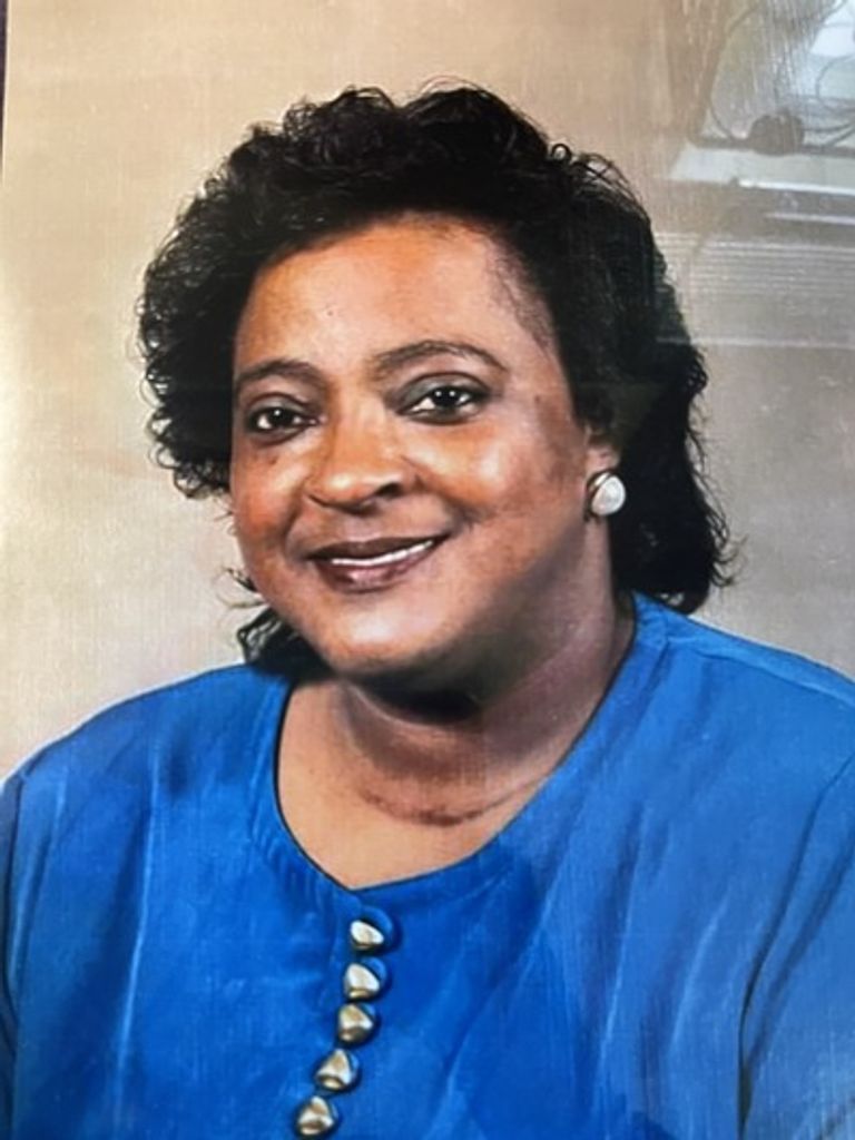 Inez Curry - Mendenhall Profile Photo