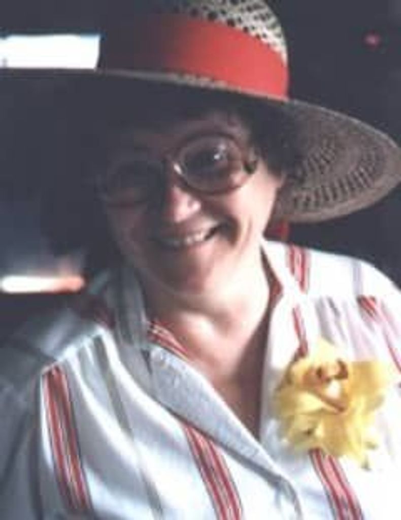 Carmen Lavern Couch