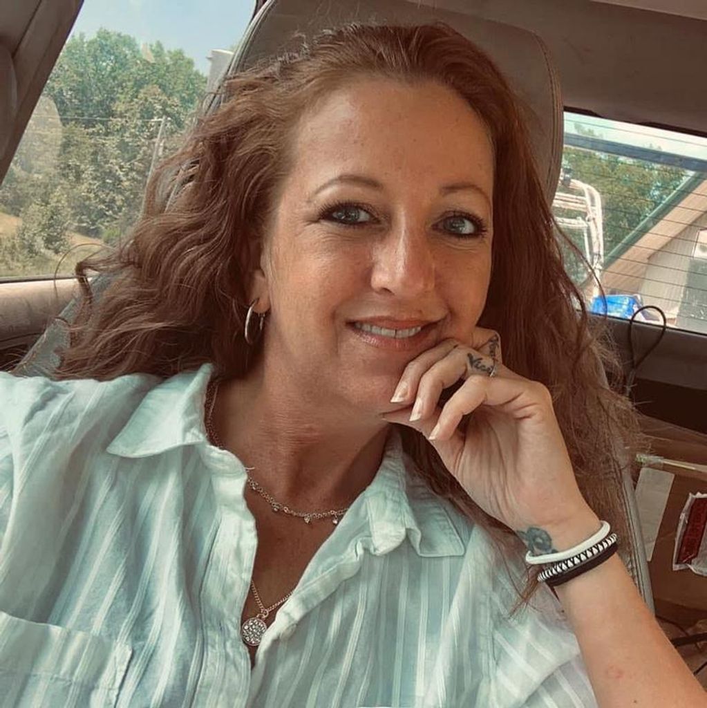 Lisa Michelle Burch Profile Photo