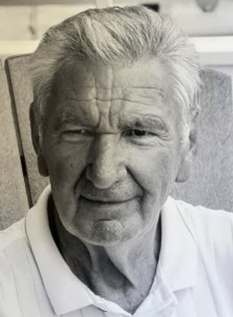 Walter Donovan Perdieu, Jr. Profile Photo