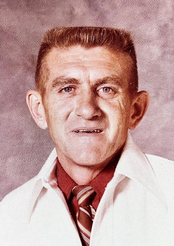 Coach James Leray Lanier Profile Photo