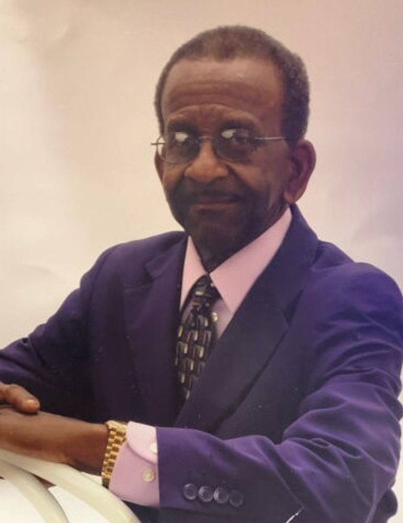 Bishop Mark Clinkscales