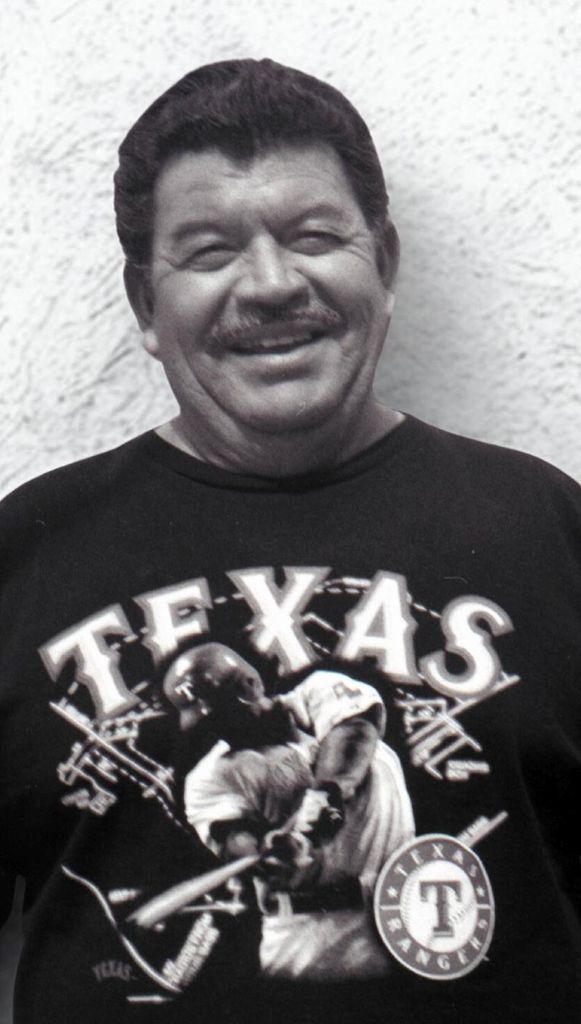Victor Figueroa Flores Profile Photo