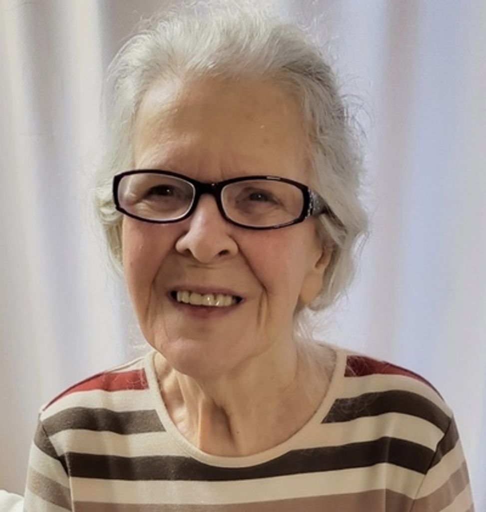 Lois Rader Simmons Profile Photo