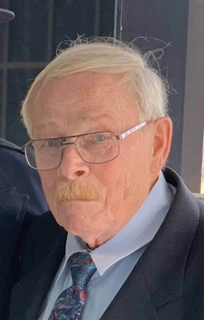 Robert Allan Lyon Profile Photo