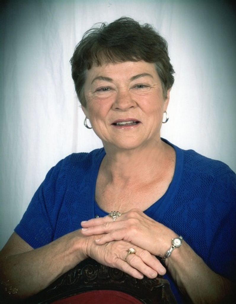 Nadine R. Vickers Profile Photo