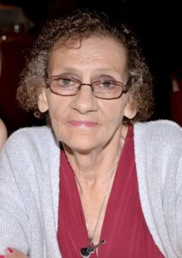 Helen (Wills)  Riley Profile Photo